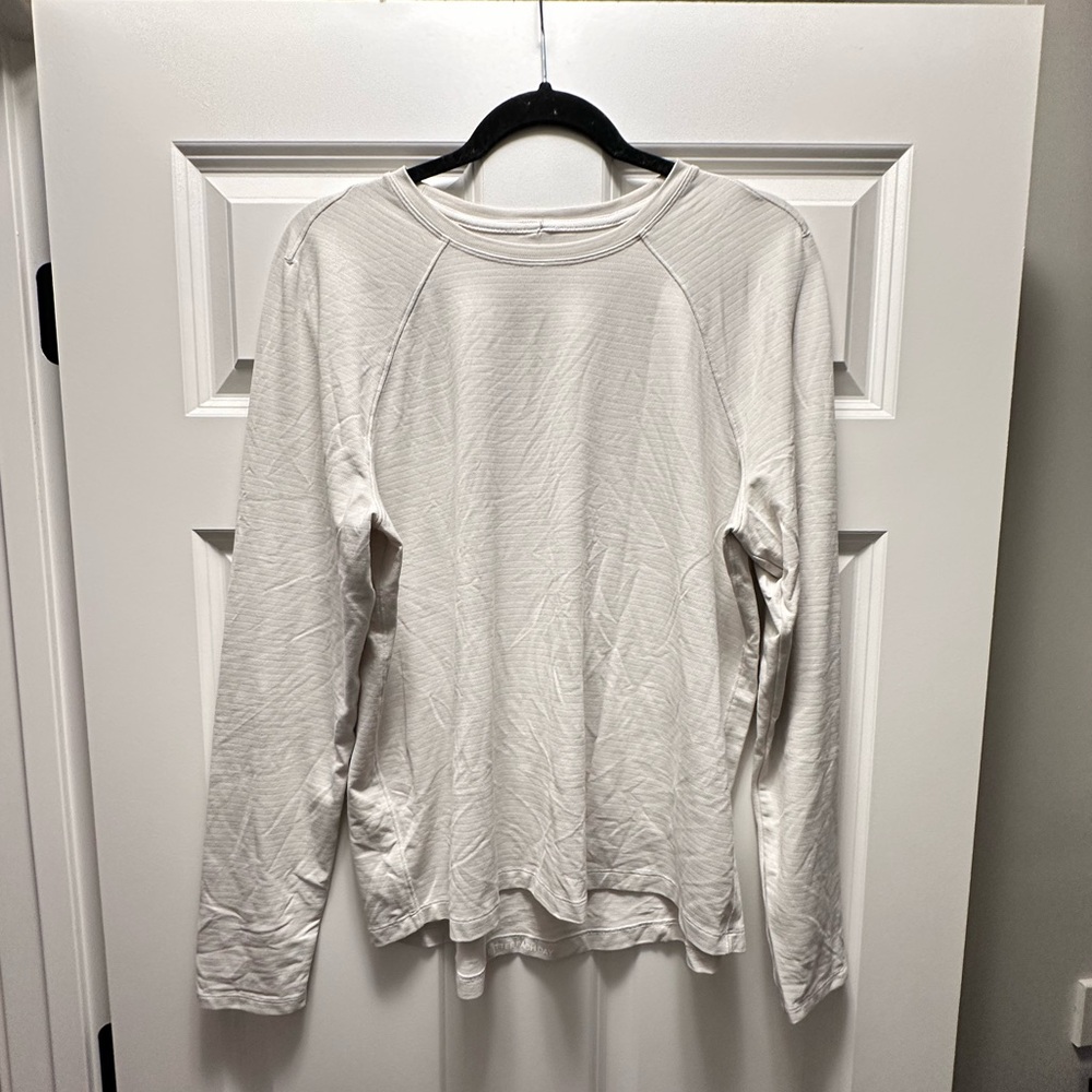 Lululemon License to Train Classic Fit Women’s Long Sleeve